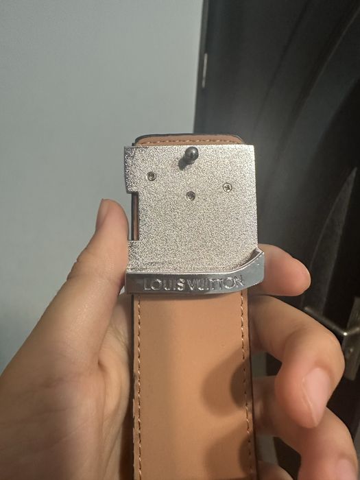 Curea Lv , cu model
