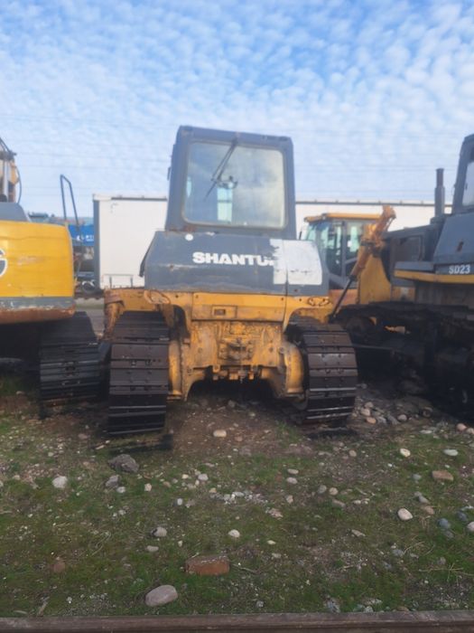 Shangtui sd. 16 buldozer