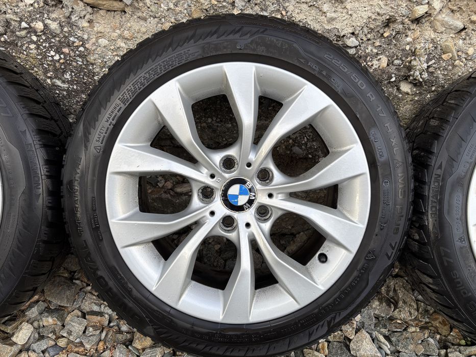 Roti: jante originale BMW X1 E84 style 318 7.5J ET34 + anvelope iarna 225 50 R17 XL
