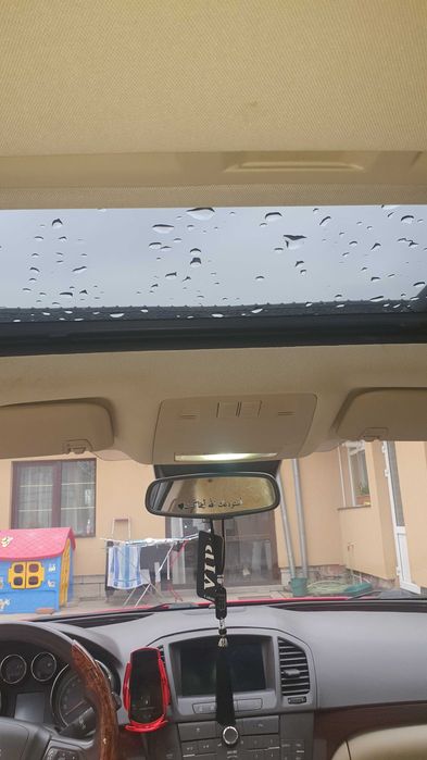 Vand Opel Insigna 2011