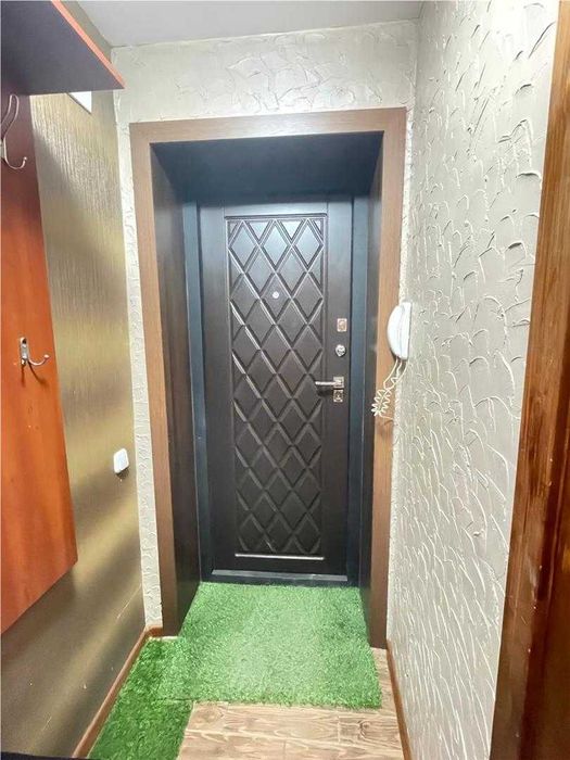 / Продам 3х ком студию, Абая 11 (Оптима)