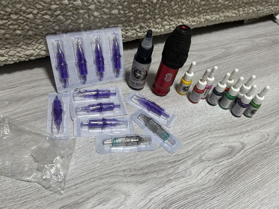 Vand masina de tatuat, 350 lei negociabil