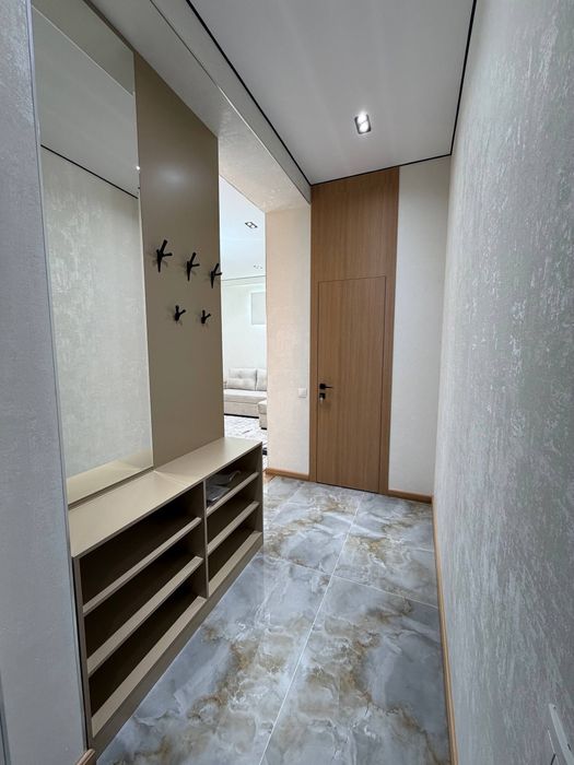 Продается 2/4/16 40м2 в ЖК "Хон Сарой", ор-р: массив Куйлюк-2