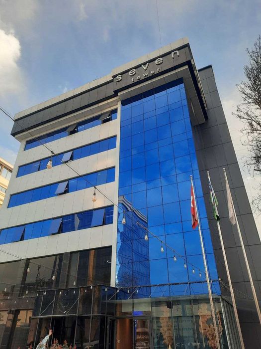 Продаётся офис в центре / Ц-5 Пожарка, Ресторан LaLi