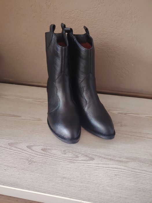 Боти естествена кожа