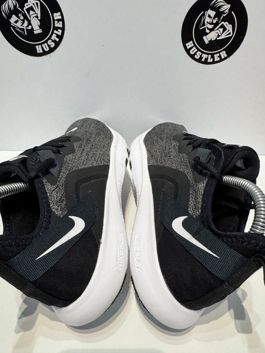 Маратонки NIKE FLEX TR9.Номер 37.5