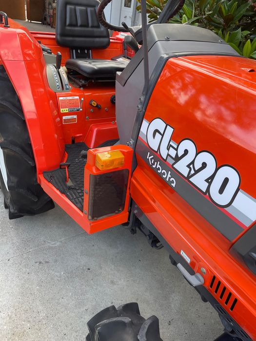 Tractor japonez Kubota GL-220,4x4