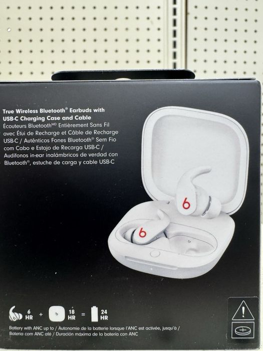 Apple beats fit pro