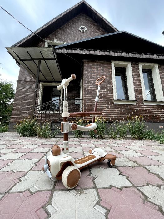 Детский самокат .