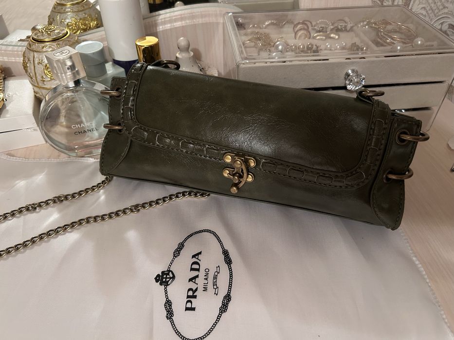 Сумки от prada, zara, chanel