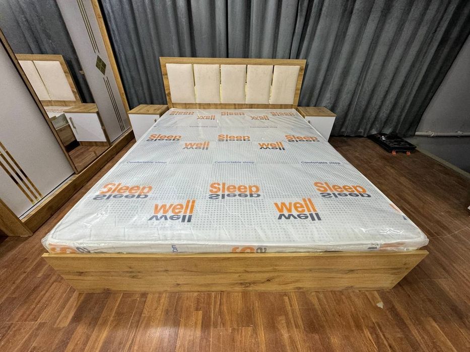 Спальный гарнитур Sp-Gold (купе)