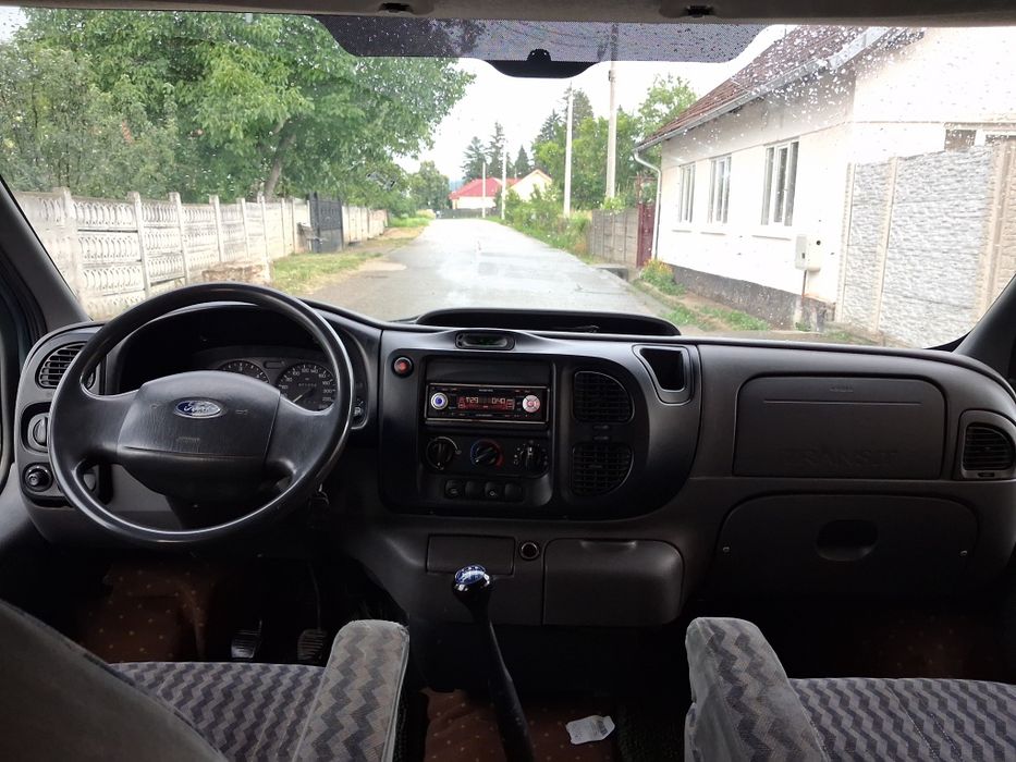 Vand Ford Transit 6 locuri 2003