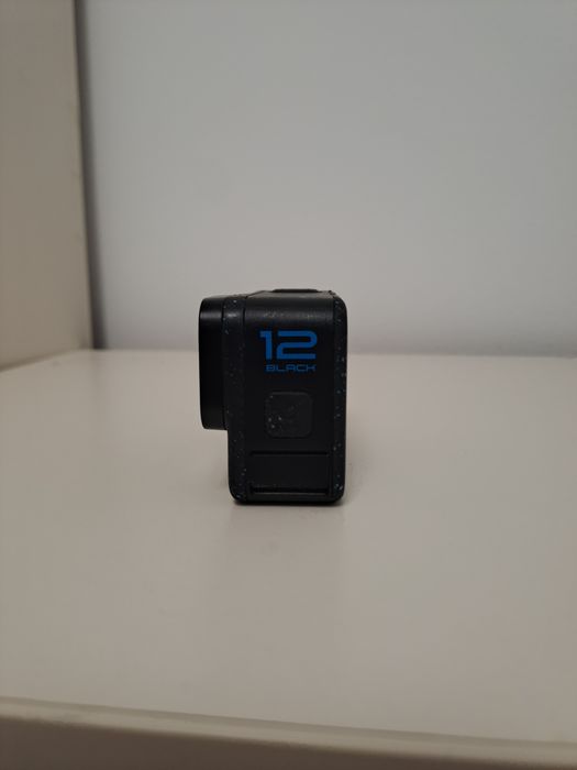 Go pro hero 12 cu accesorii si 2 baterii