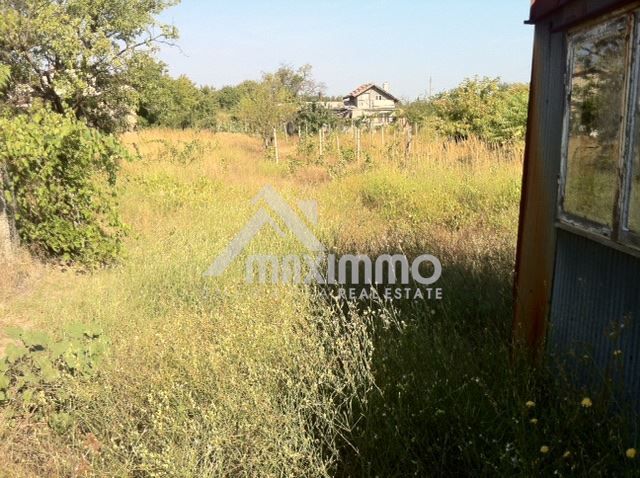 Продава се Парцел в Варна, м-т Боровец - север - 1000 кв.м за 60 €/кв.м - Снимка #5