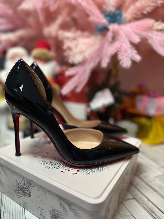 stiletto Louboutin