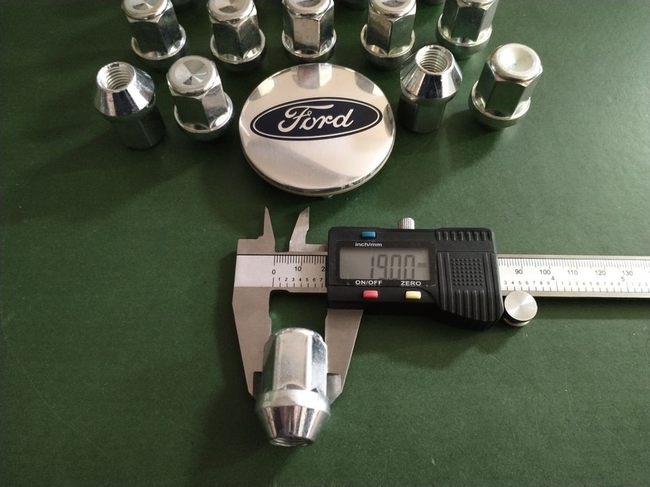 Set 20 Piulite prezoane Ford Focus Mondeo Kuga Fiesta Noi jante aliaj
