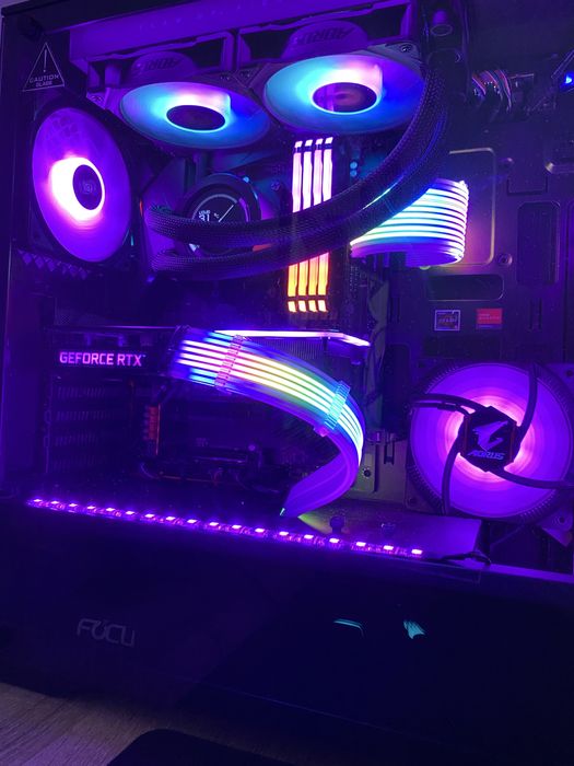 PC Gaming sau schimb cu ps 5 pro sigilat.