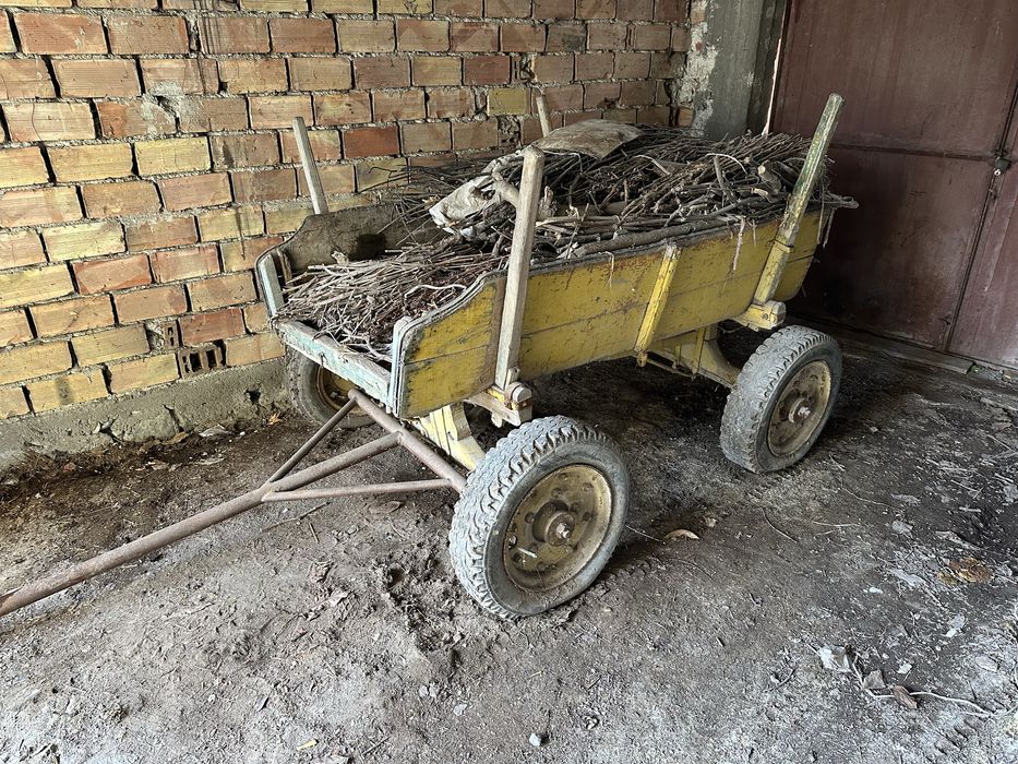 Продавам Каруца в добро състояние