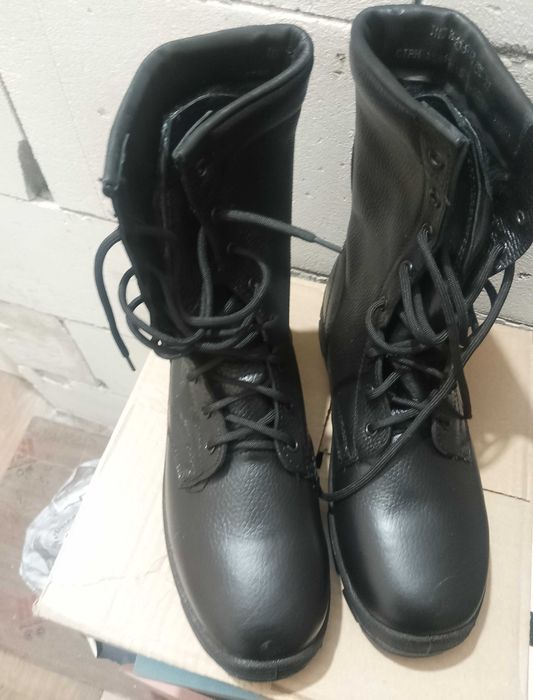 Обувь мужской берцы 43 размер