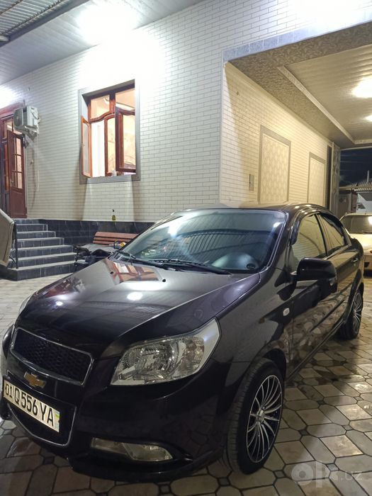 Nexia 3 sotiladi srochni