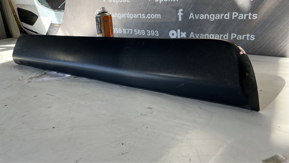 Праг на задна дясна врата Dacia Dokker 2012-2017