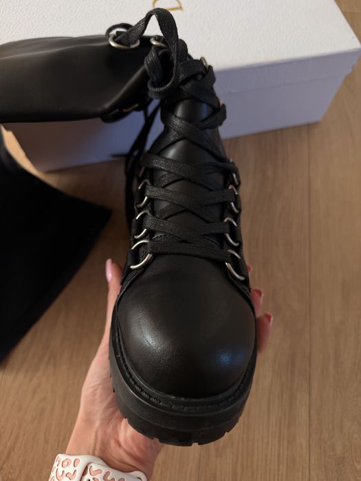 Продам сапоги dior
