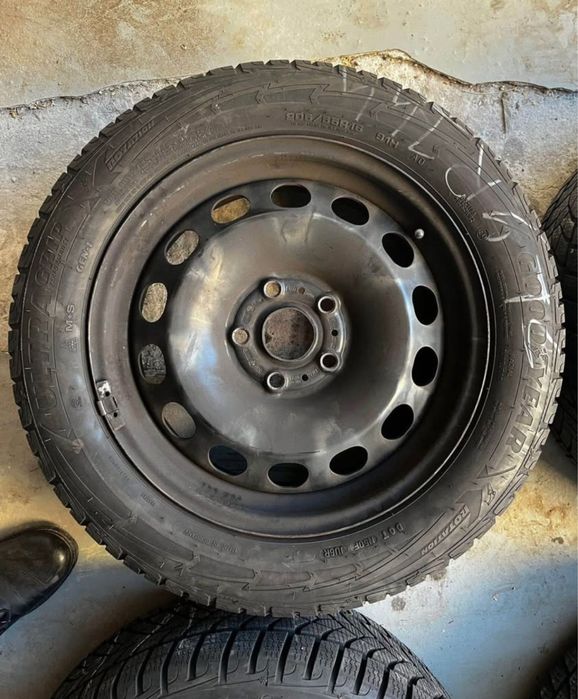 Jante cu anvelope de iarna 205 55 16 goodyear 5x112