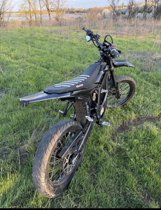 Surron Ultra bee