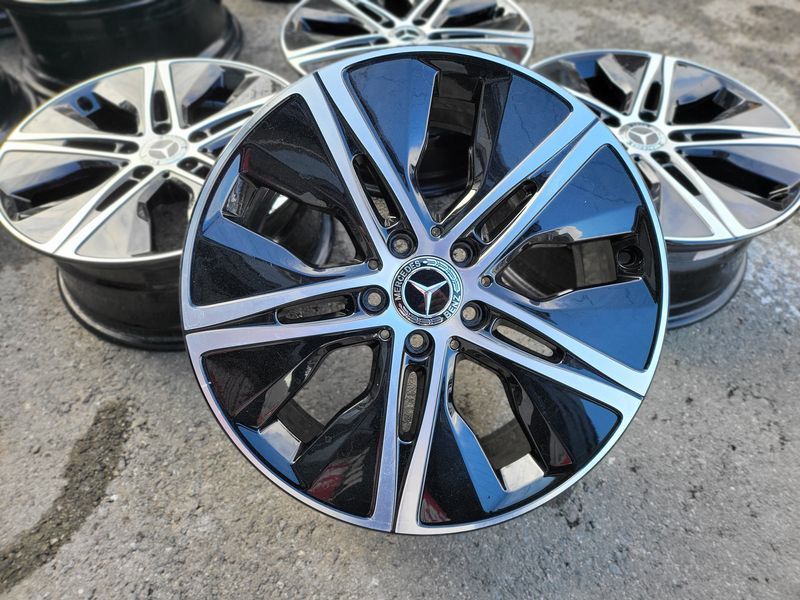 18цола Mercedes A CLA B Мерцедес 4бр Оригинални