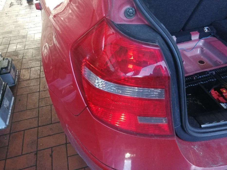 Stop BMW Seria 1 E87 lampa tripla spate BMW E87 seria 1 dezmembrez E87