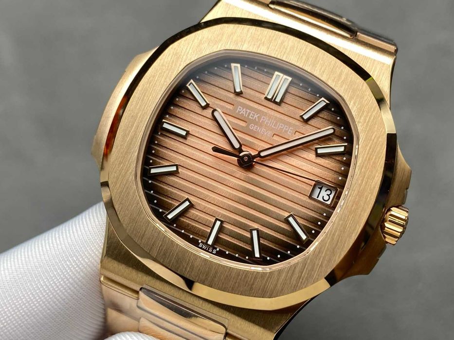 Автоматичен мъжки часовник Patek Philippe Nautilus Ref. 5711/1R-001