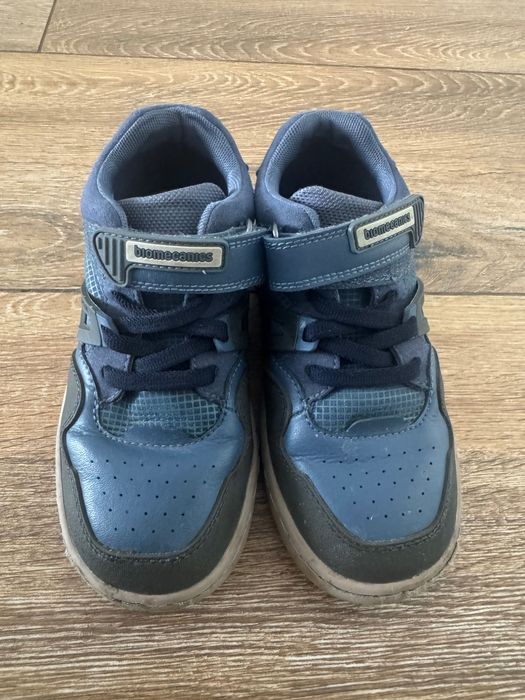 Sneakers Biomecanics, 28