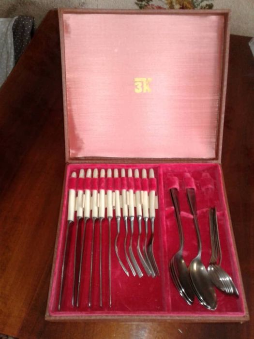 Набор столовых предметов из нержавейки