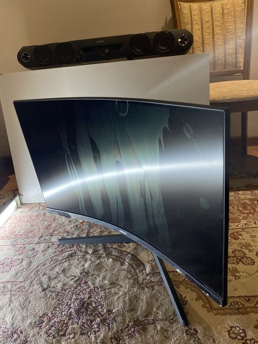 Монитор Samsung.