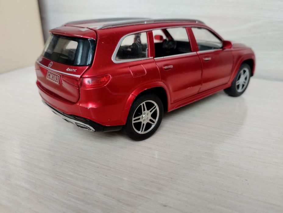 Машинки металлические