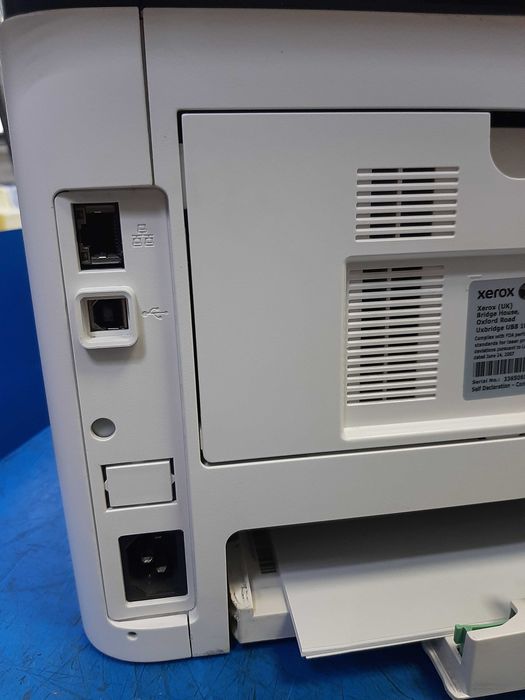 multifunctional laser alb negru A4 Xerox WorkCentre 3225