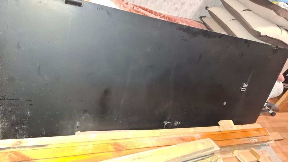 Продам железную дверь