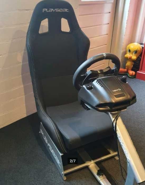 Simulator curse complet: Playseat Evolution + volan Logitech G29