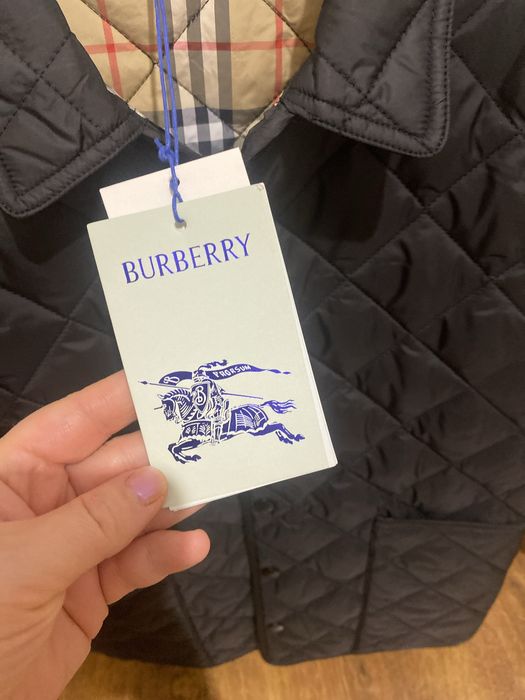 Куртка burberry на мальчика  160 ростовка