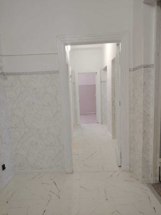 Продам 2-х ком.квартиру 1/2эт, 60кв.м, пр. Ауэзова д.33