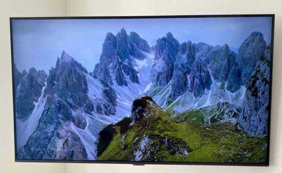 Продам TV  Samsung 43 Smart/4K 7100