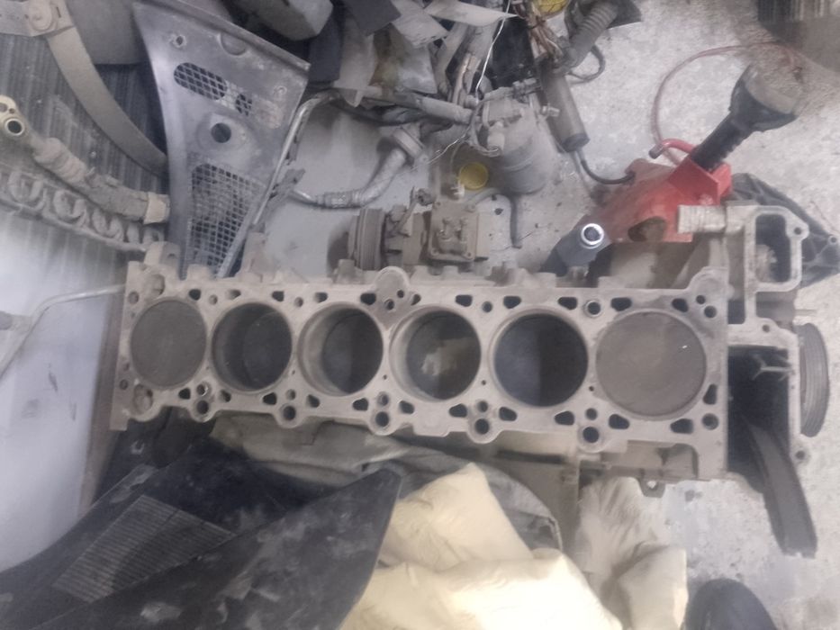 BMW E34 series Блок двигателя M50B20. В сборе.