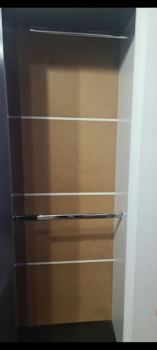 Гардероб и спалния