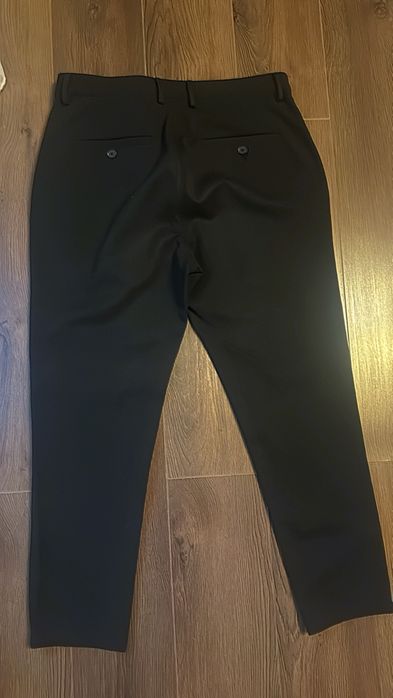 Pantaloni.  Zara