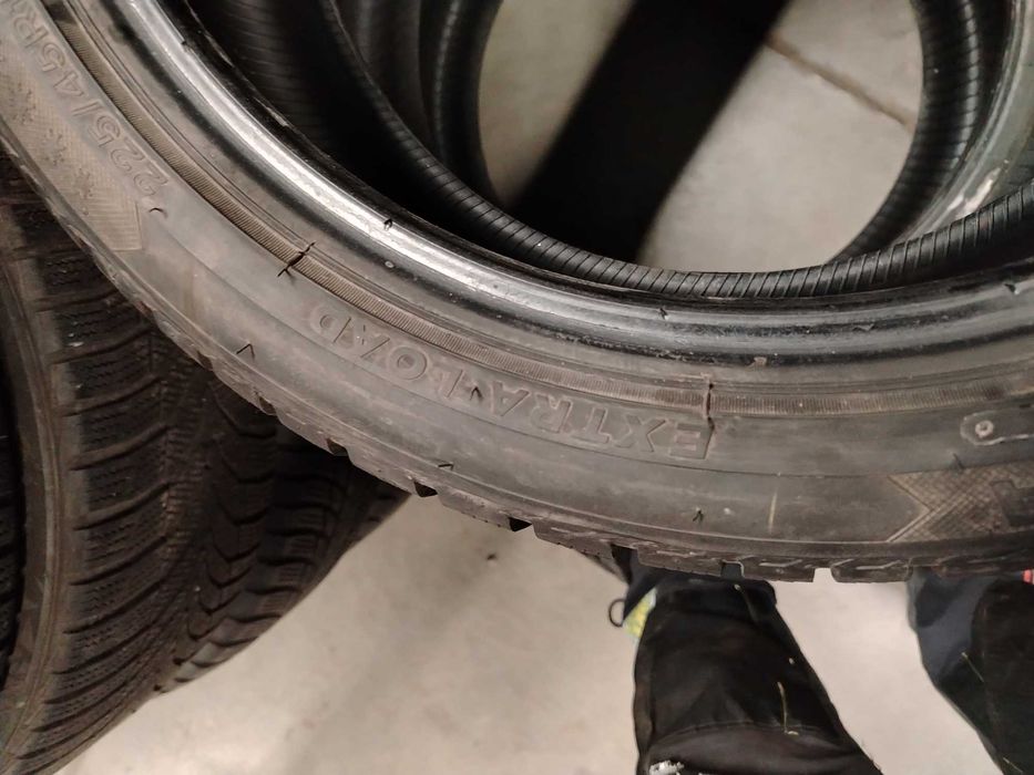 4бр.зимни гуми 225/45/18 Lassa