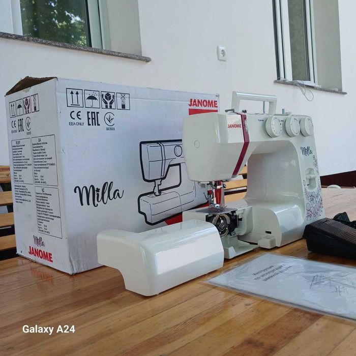 Janome Milla(Япония). Год гарантии/Металл/Комплект.