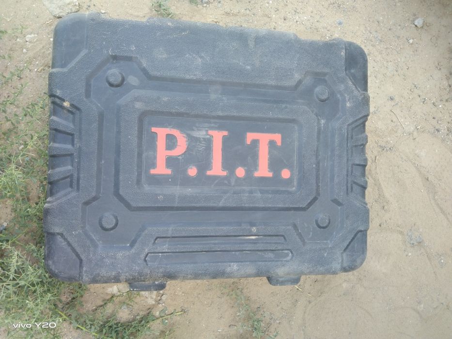 P.I.T. Перфоратор