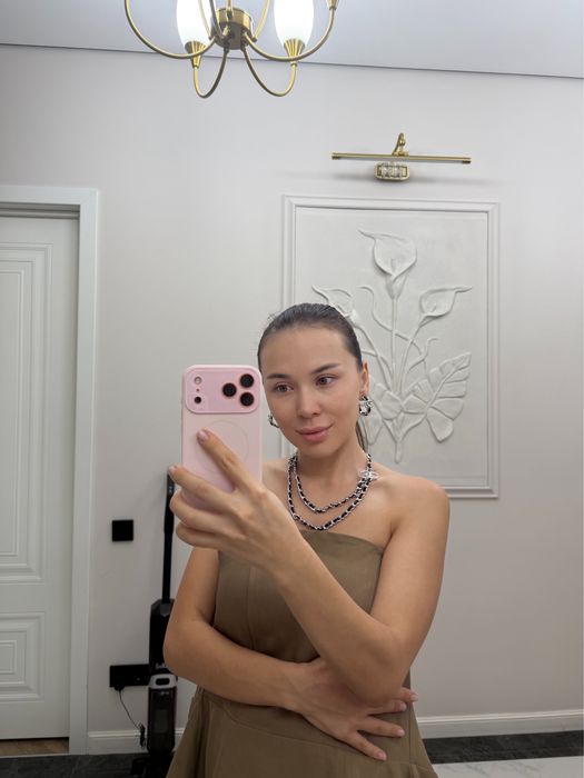 Колье, серьги Шанель