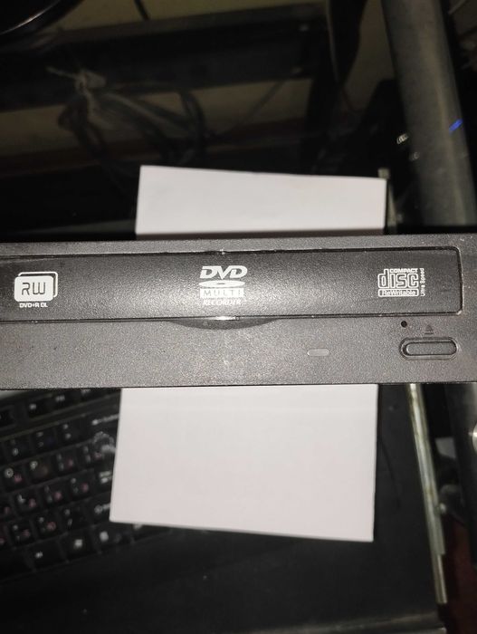 продам дисковод на компьютер