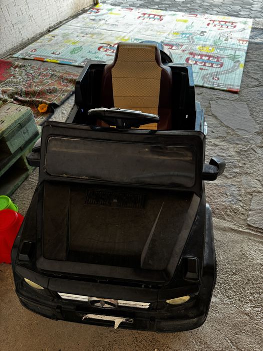 Продам детский электромобиль